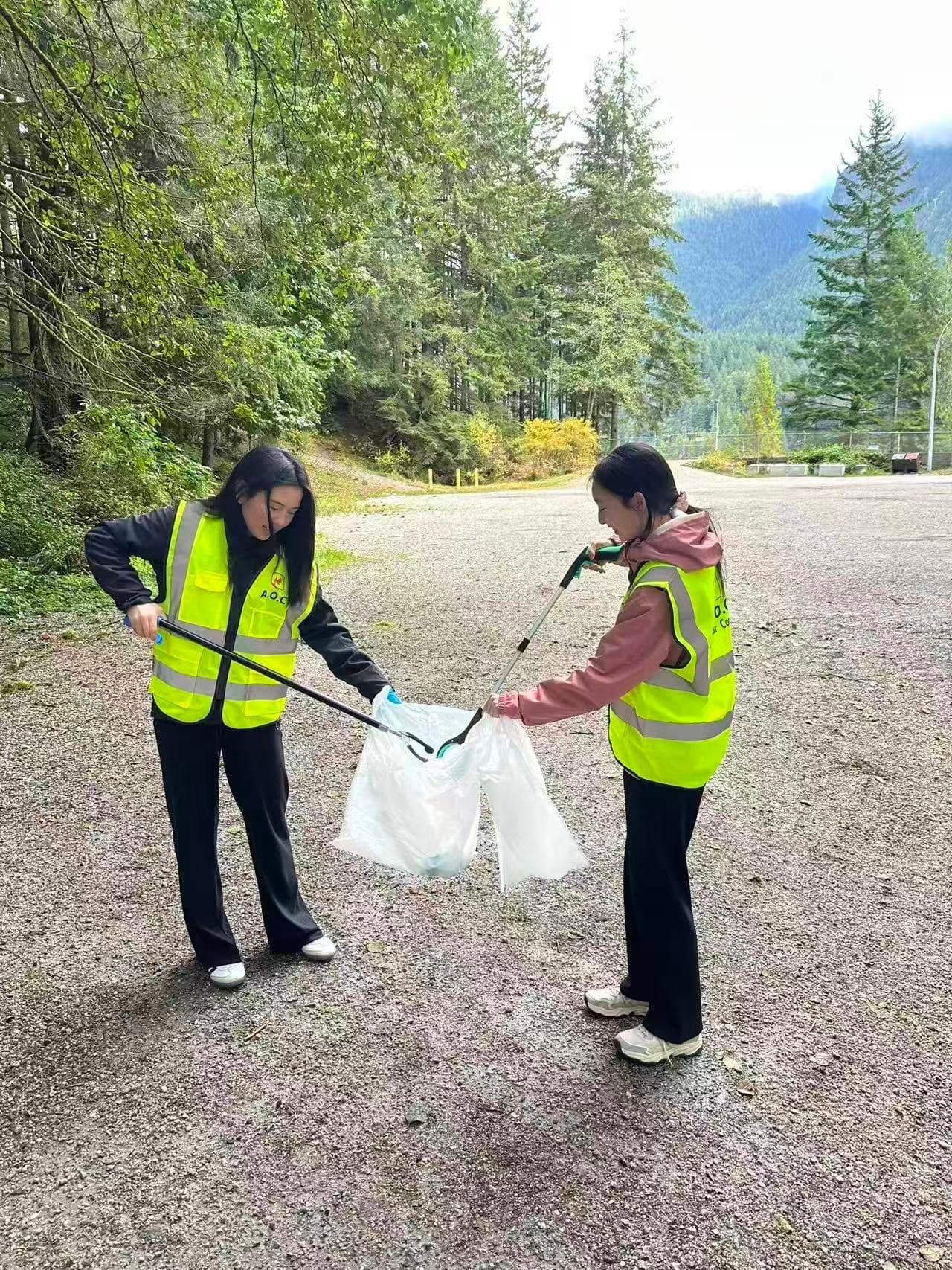 AOC Community Cleanup Activity: Cleveland Dam in Capilano River Regional Park photo 3
