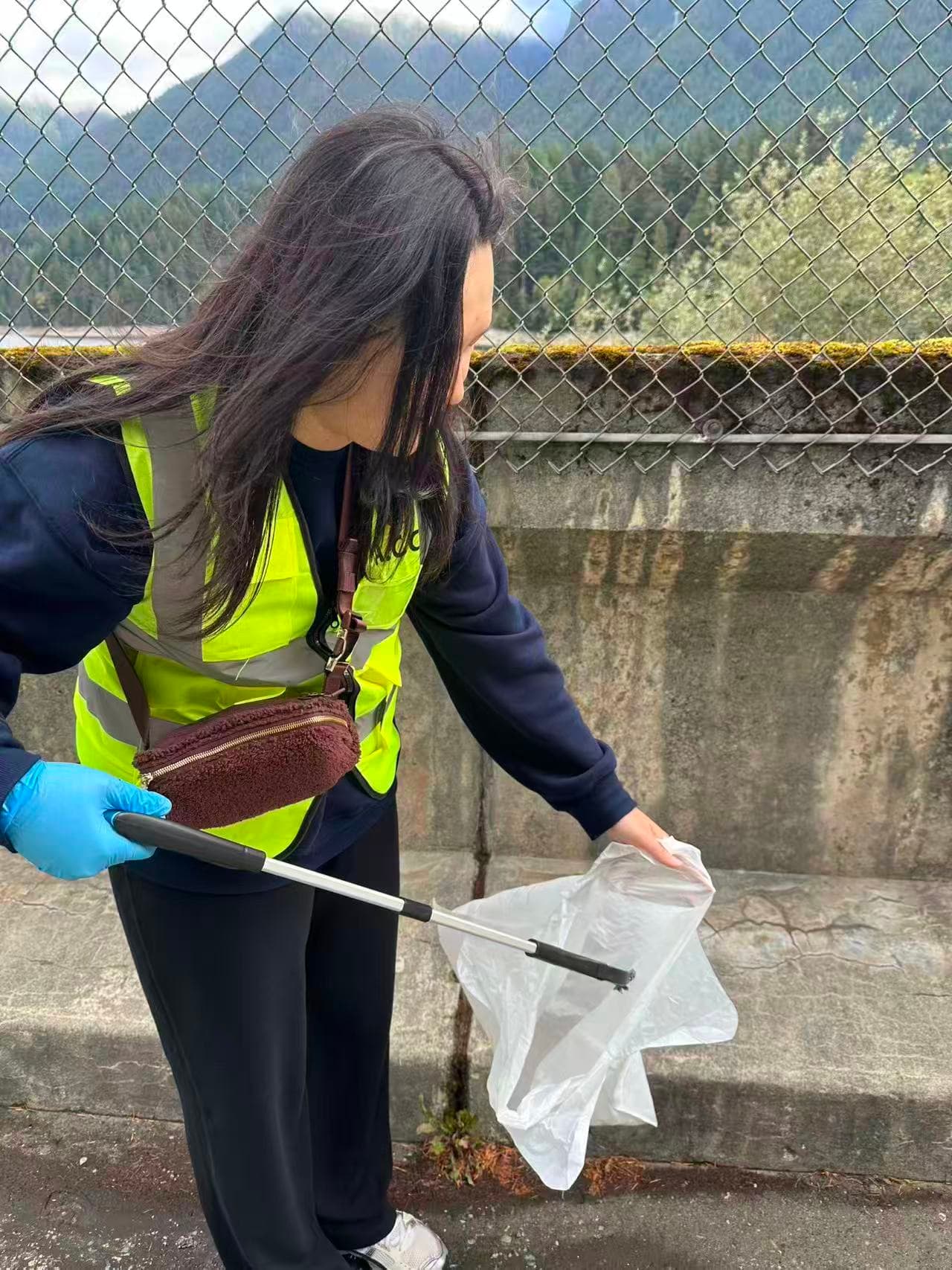 AOC Community Cleanup Activity: Cleveland Dam in Capilano River Regional Park photo 11