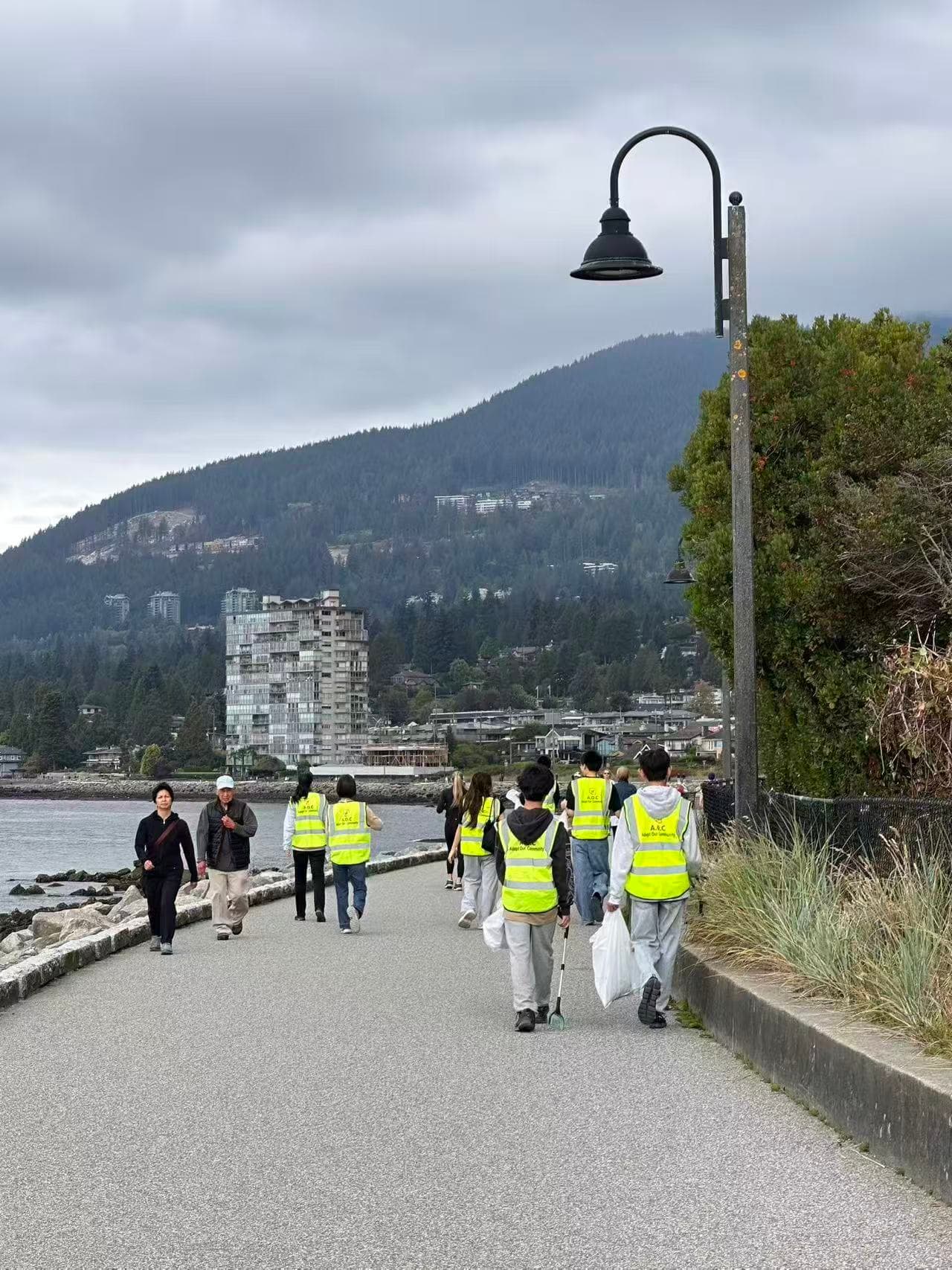 AOC Community Cleanup Activity: West Vancouver Centennial Seawalk photo 15