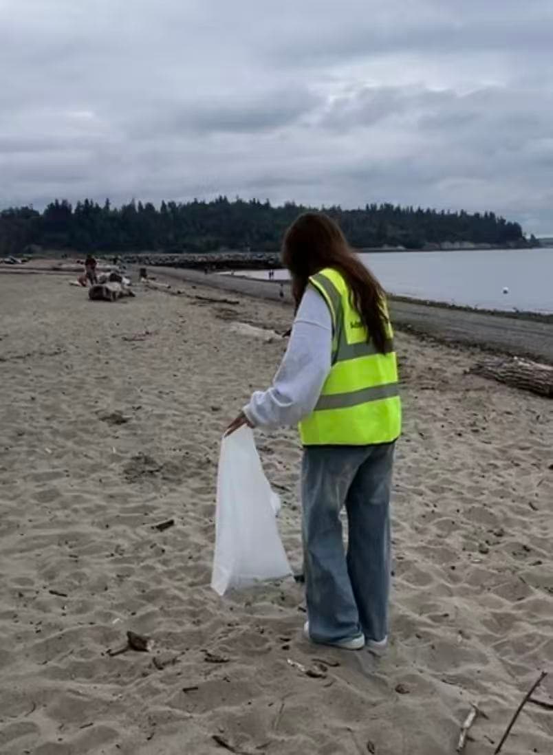 AOC Community Cleanup Activity: West Vancouver Centennial Seawalk photo 19