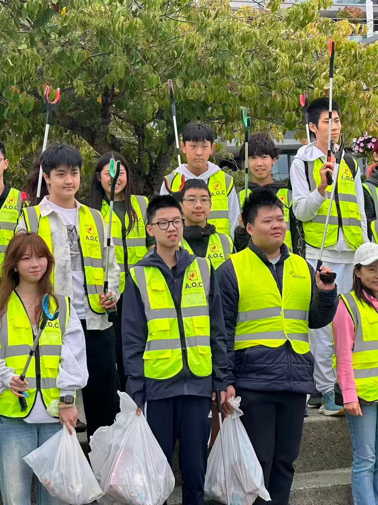 AOC Community Cleanup Activity: West Vancouver Centennial Seawalk photo 3