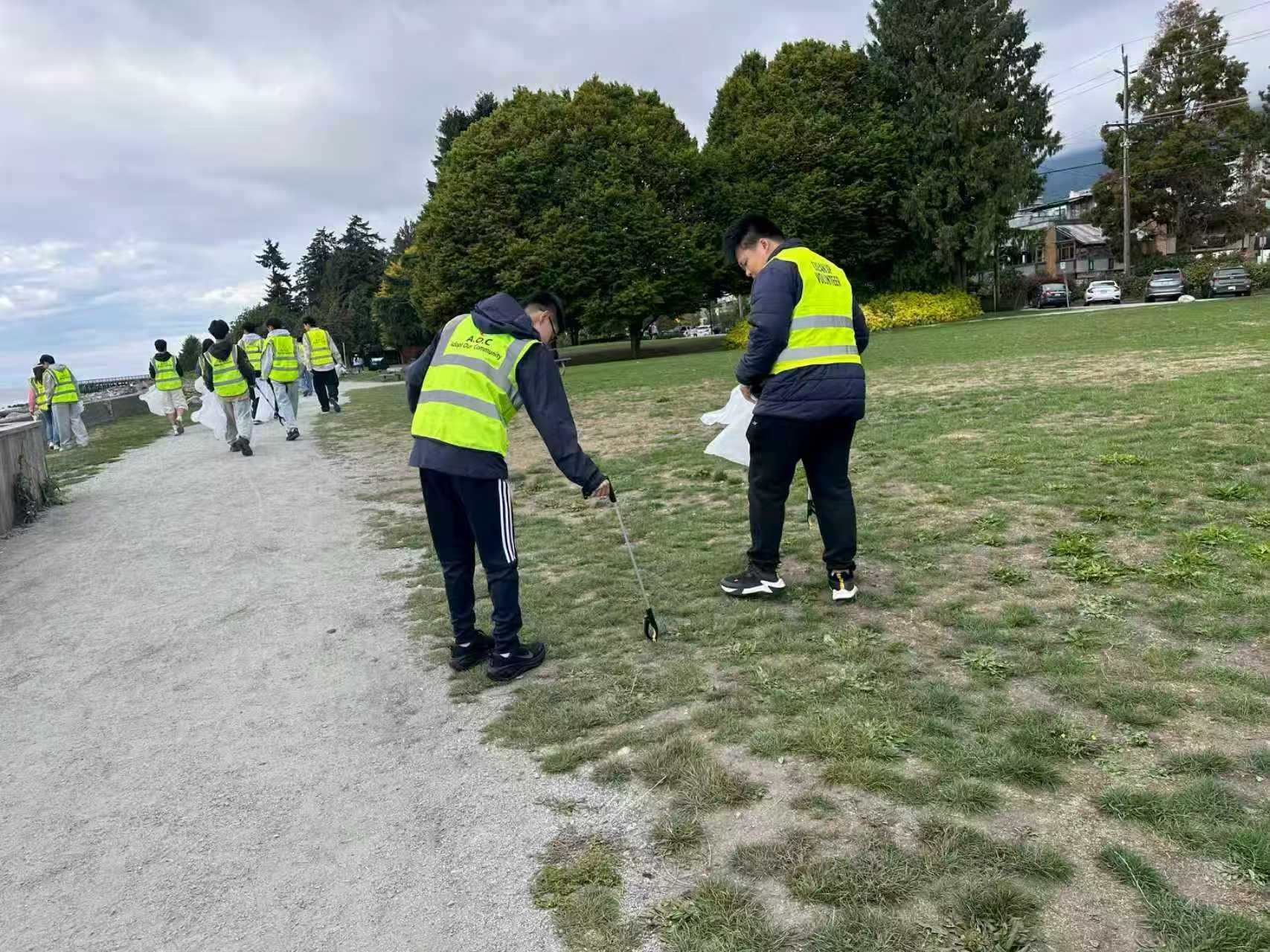 AOC Community Cleanup Activity: West Vancouver Centennial Seawalk photo 7