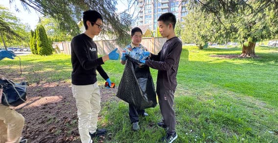 Richmond Park Cleanup - Adopt the Earth photo 2