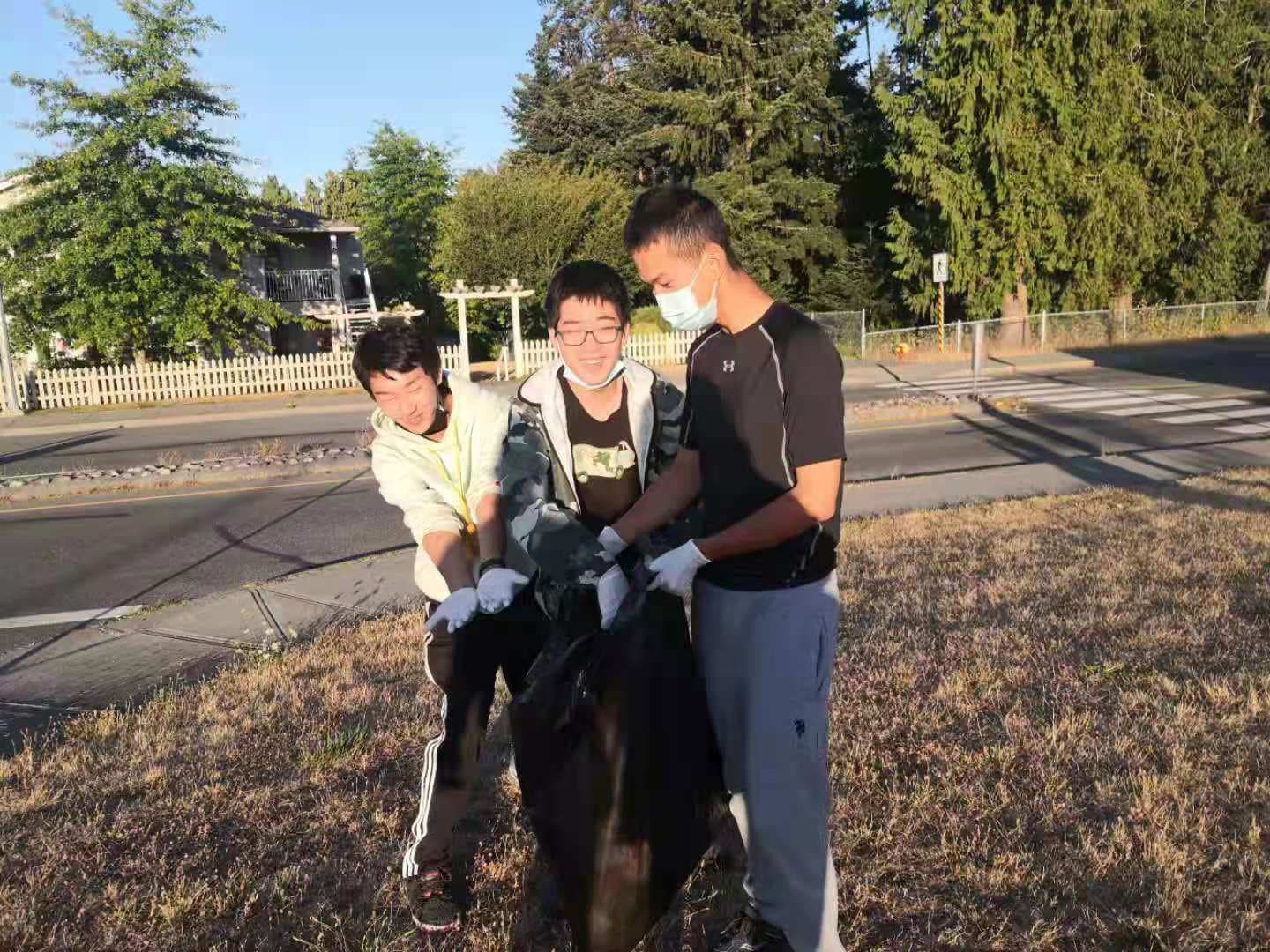 School Garbage clean up photo 2