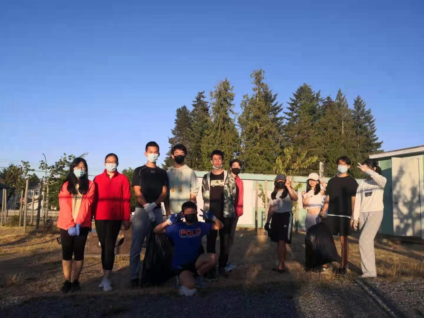 School Garbage clean up photo 5